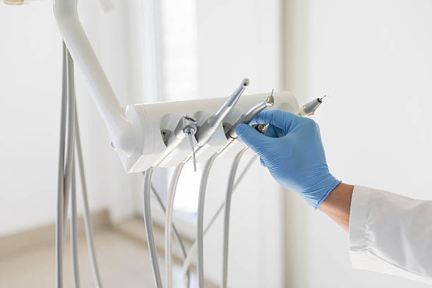 24/7 Emergency Teeth Whitening experts in Teaticket, MA